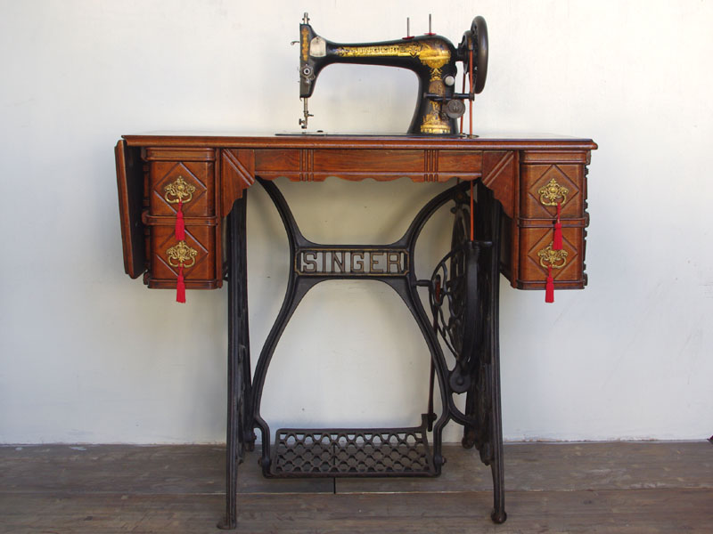 No.326 SINGER 27K 英国シンガー製 豪華足踏みミシン：アンティーク