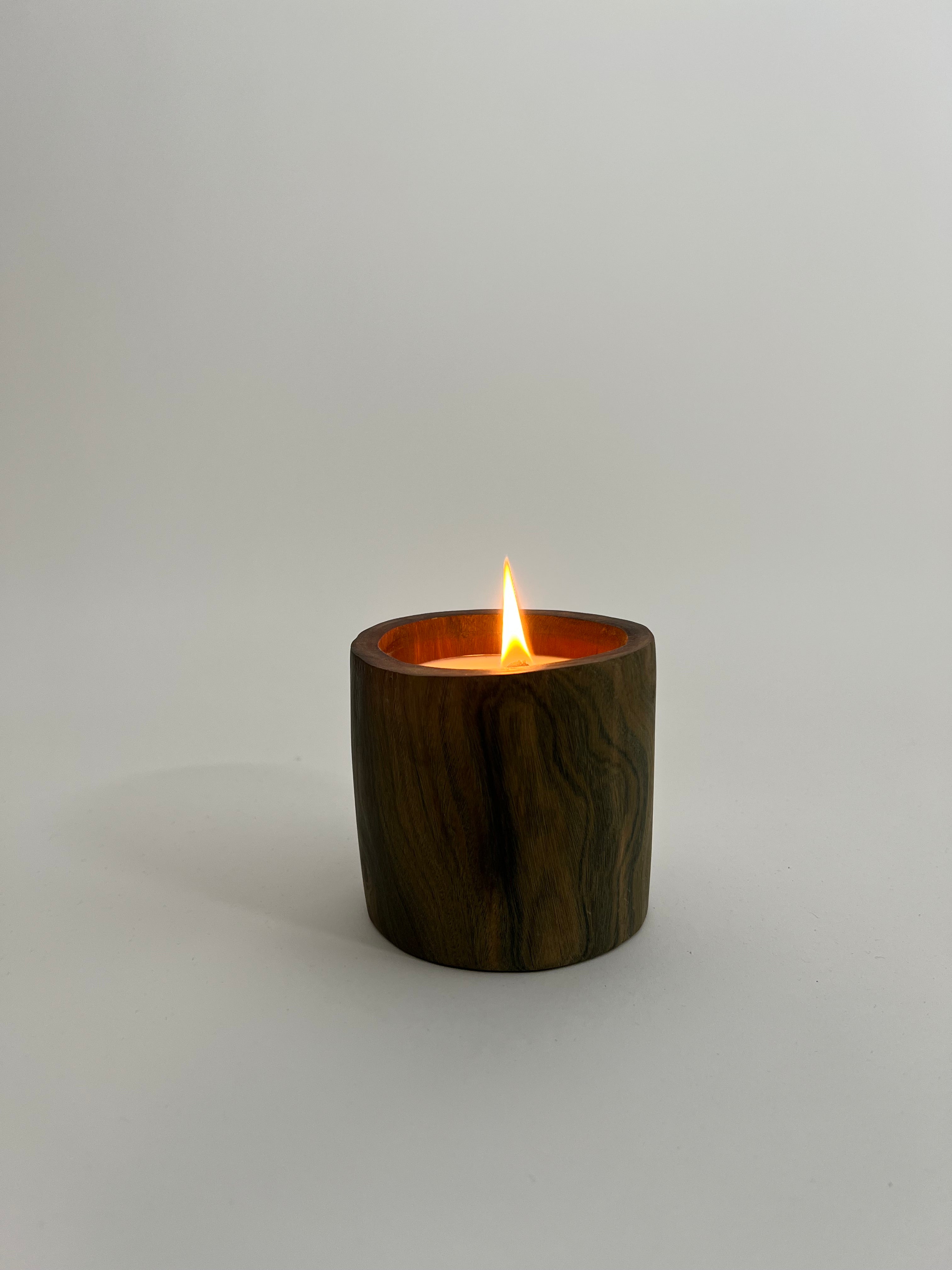 PALO SANTO HAND MADE CANDLE – seya-voyage
