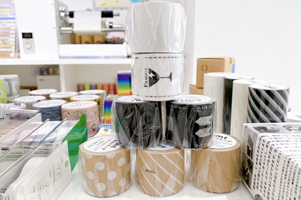 mt lab.】店内にずらり！ 遊び心溢れるマスキングテープ | 上野が、すき。
