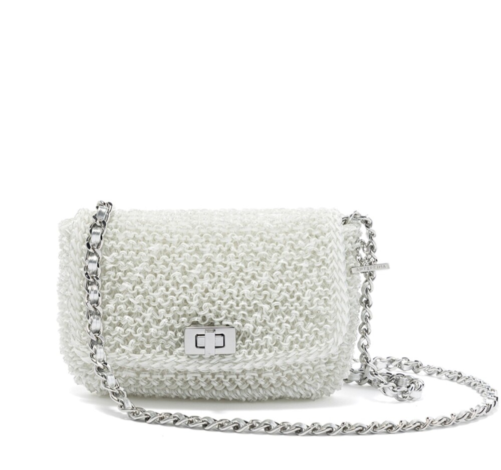 ANTEPRIMA】～爽やかなオーロラホワイトカラー～ | ファッション