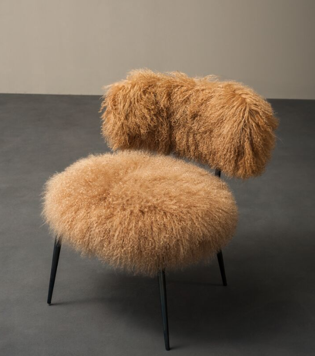 baxter】モンゴリアンファーが生み出す贅沢な癒しのアームチェア