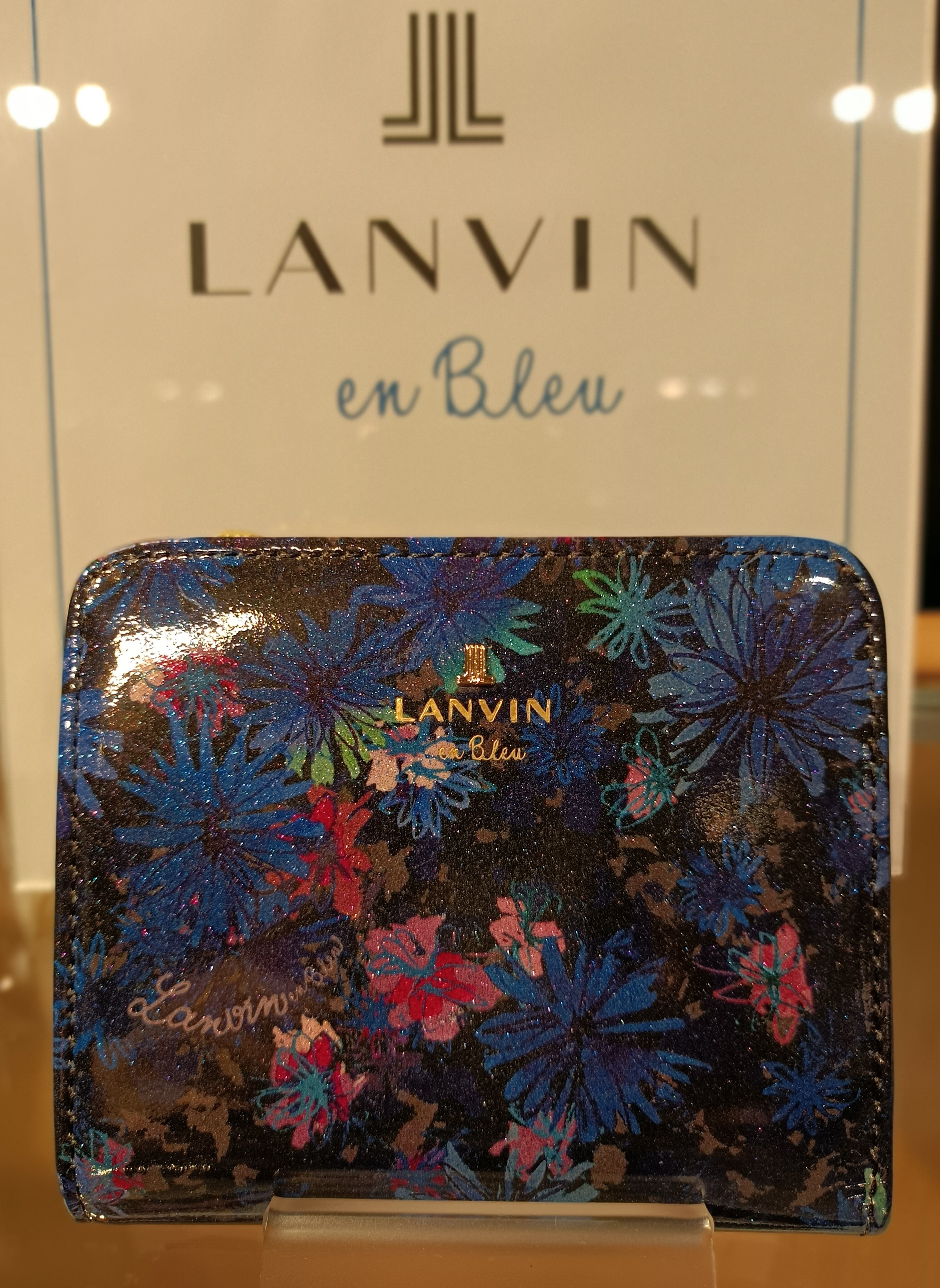 キラキラ輝く⭐新作お財布【ブルーデイジー】シリーズ | ランバン オン