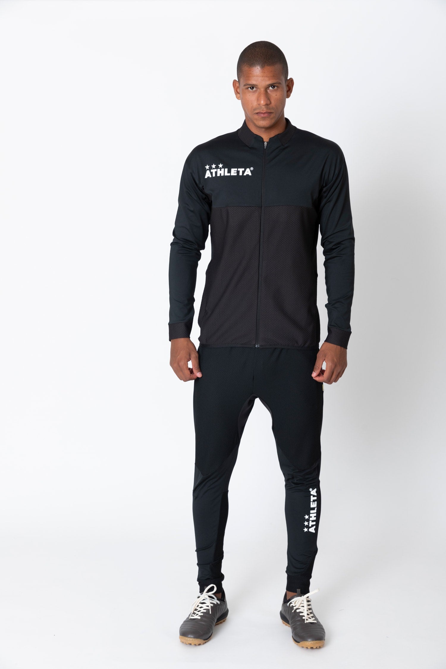 ATHLETA ジャケット ブラック Oサイズ アビスパ福岡練習着 チーム対応