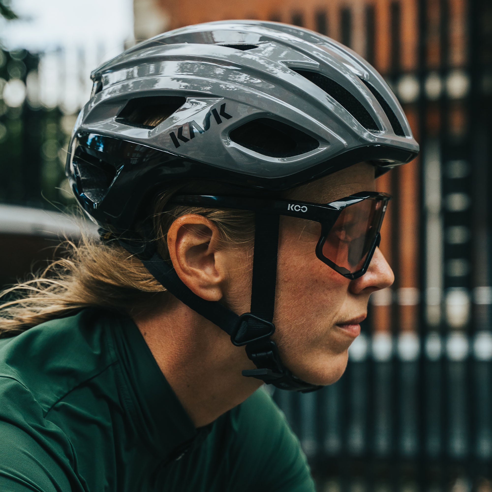 KOO Demos in Black Rose – DSTNC