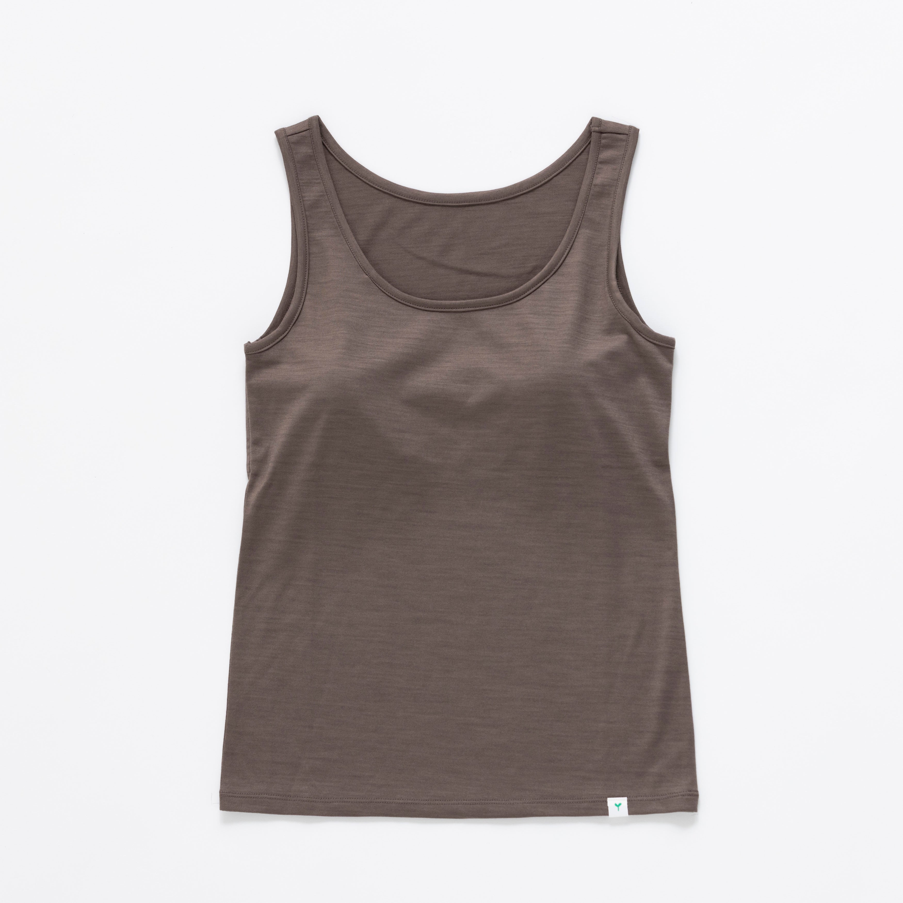 かわり芽］さらりとしたウールタンクトップ（カップ付き） – FUNQTEN