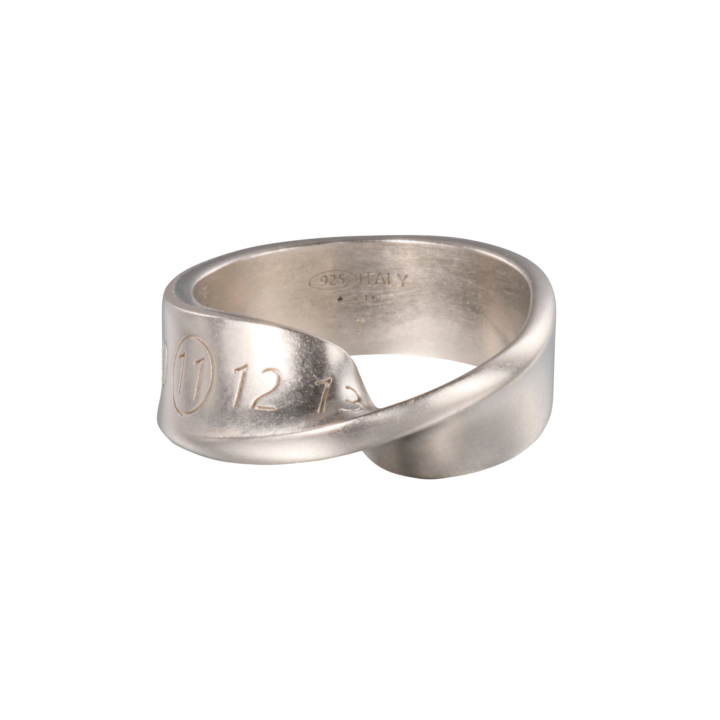 メゾンマルジェラ】ツイスト ナンバーリング – GQ SHOP