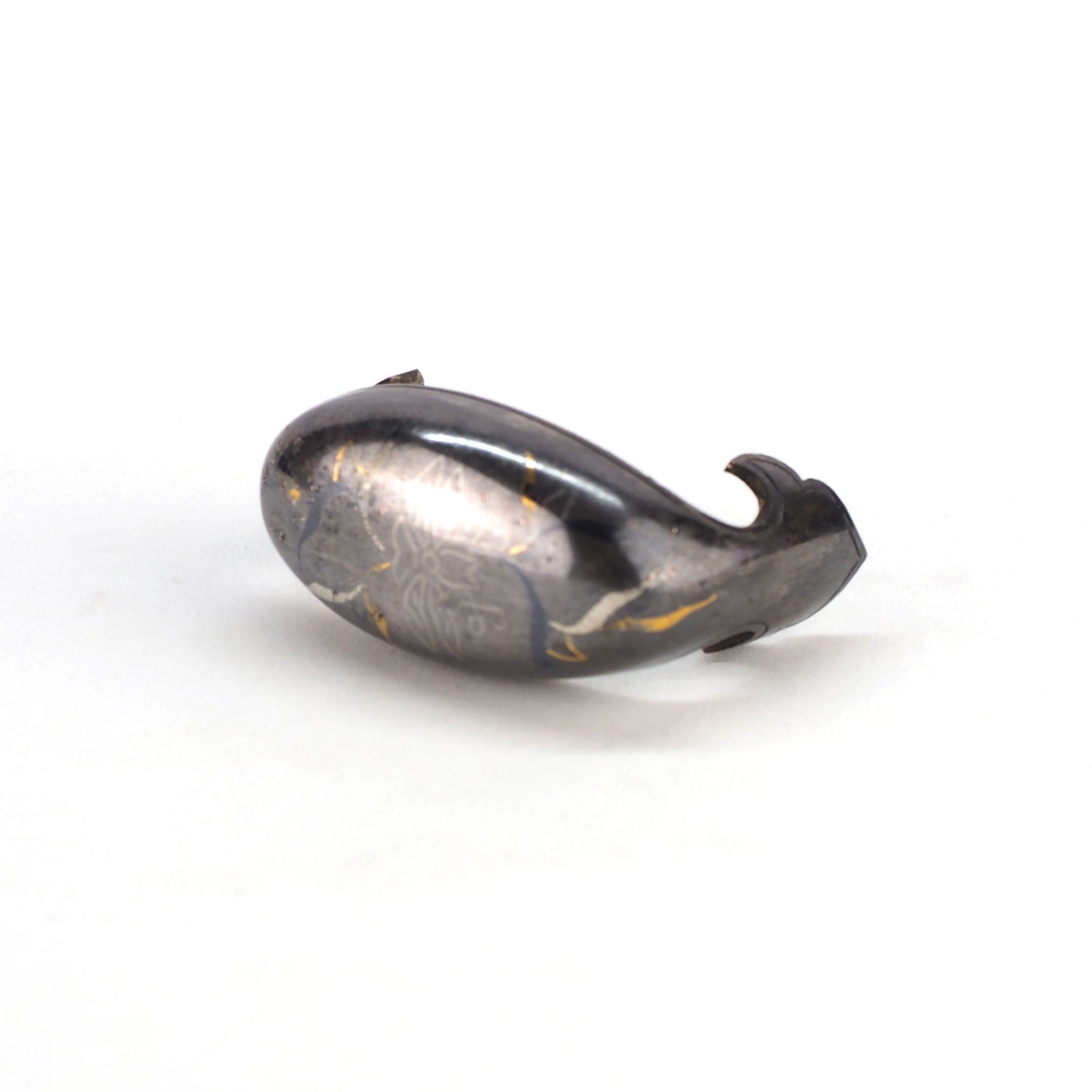 四分一銀地平象嵌 鍬形鐺金具 – 刀部オンラインショップ