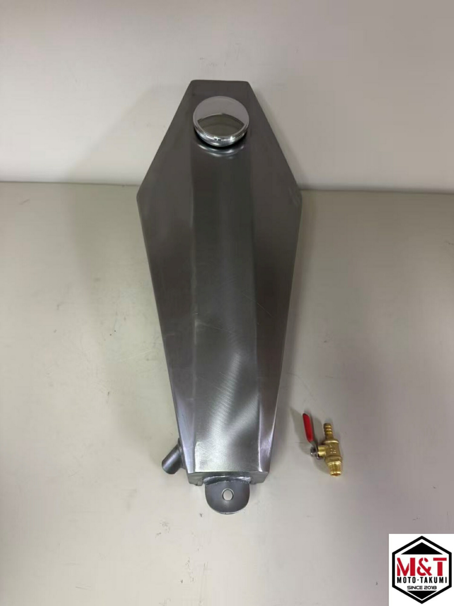 楽天市場】汎用 コフィンタンク ガスタンク ハーレー ワンオフ ナロー