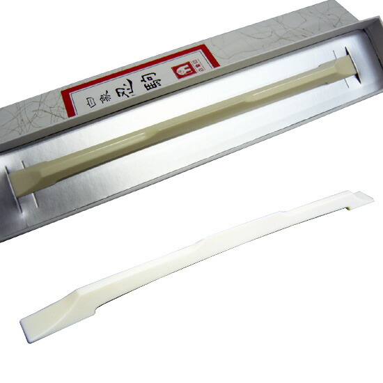 楽天市場】白象 三味線撥 津軽三味線用 14号 黒色 樹脂製 バチ