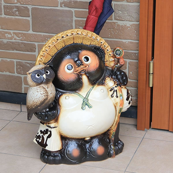 楽天市場】【ポイント10倍】信楽焼 丸タヌキかさたて 玄関のインテリア