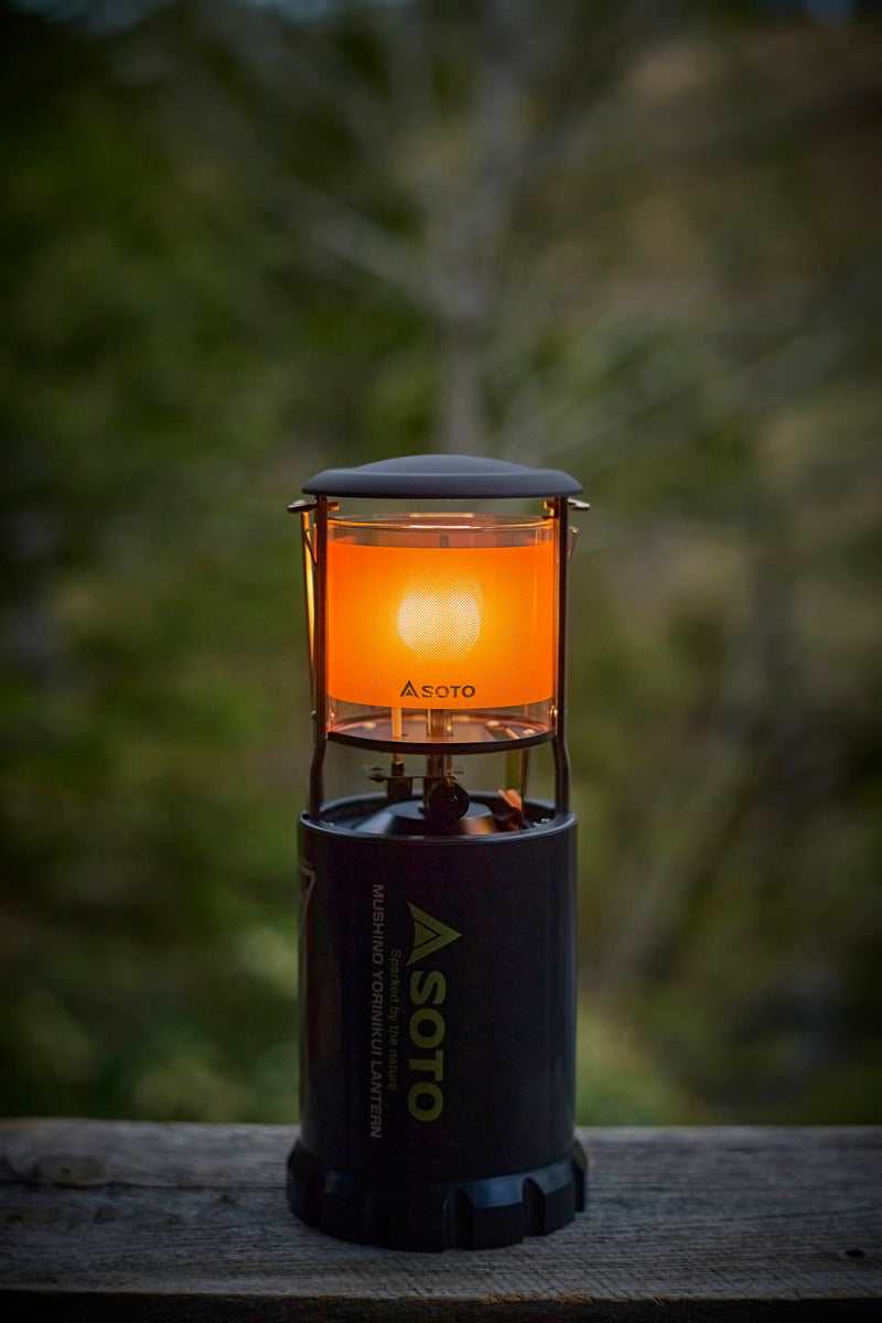 SOTO(ソト)虫の寄りにくいランタンST-233 専用ケース&予備マントル付属