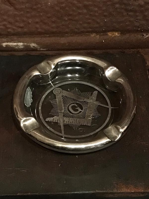Sipka Online Shop / ガラス製灰皿【フリーメイソン】