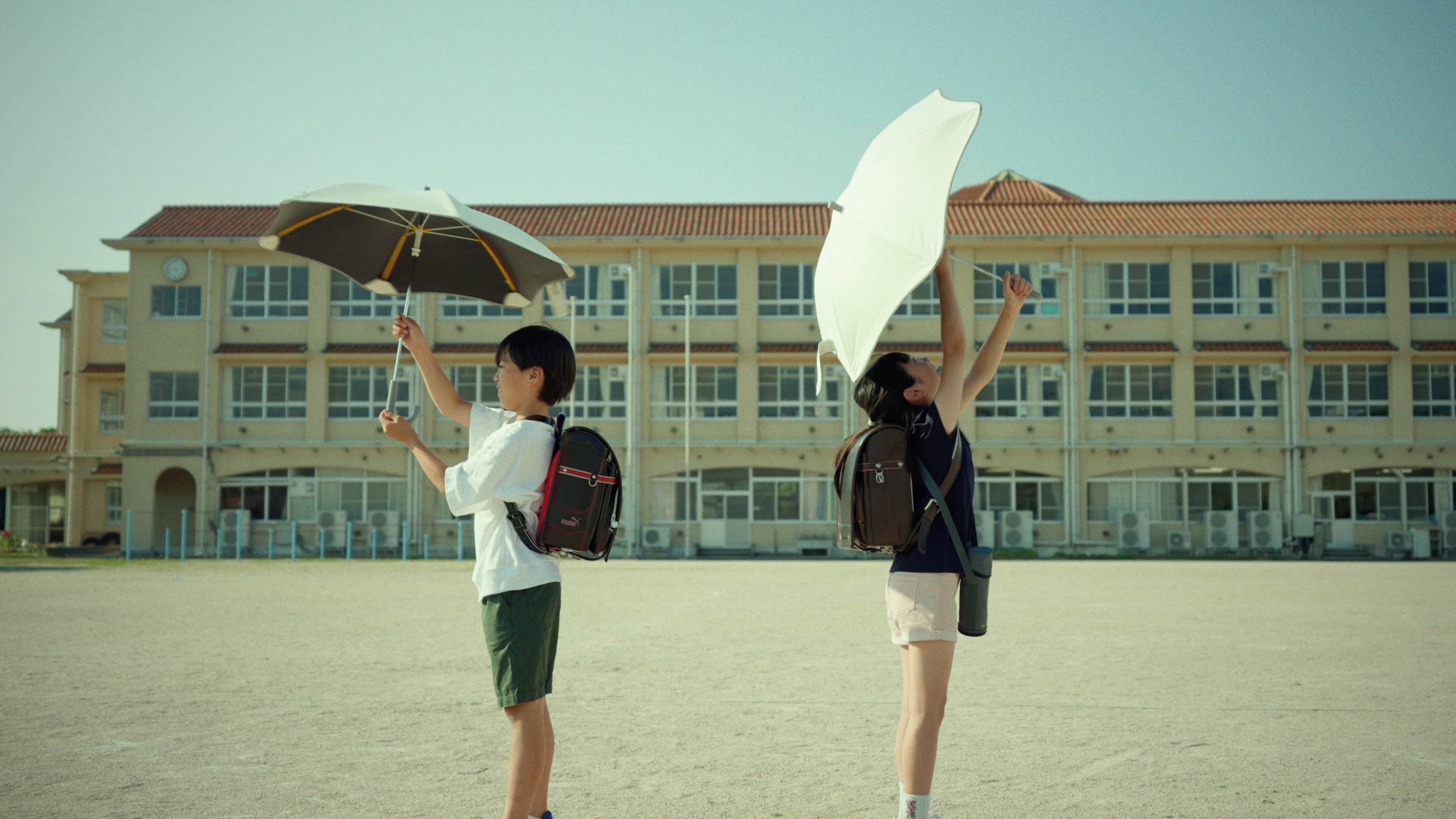 熱中症・暑さ対策に - 放射冷却×完全遮光100%日傘｜HIYARI