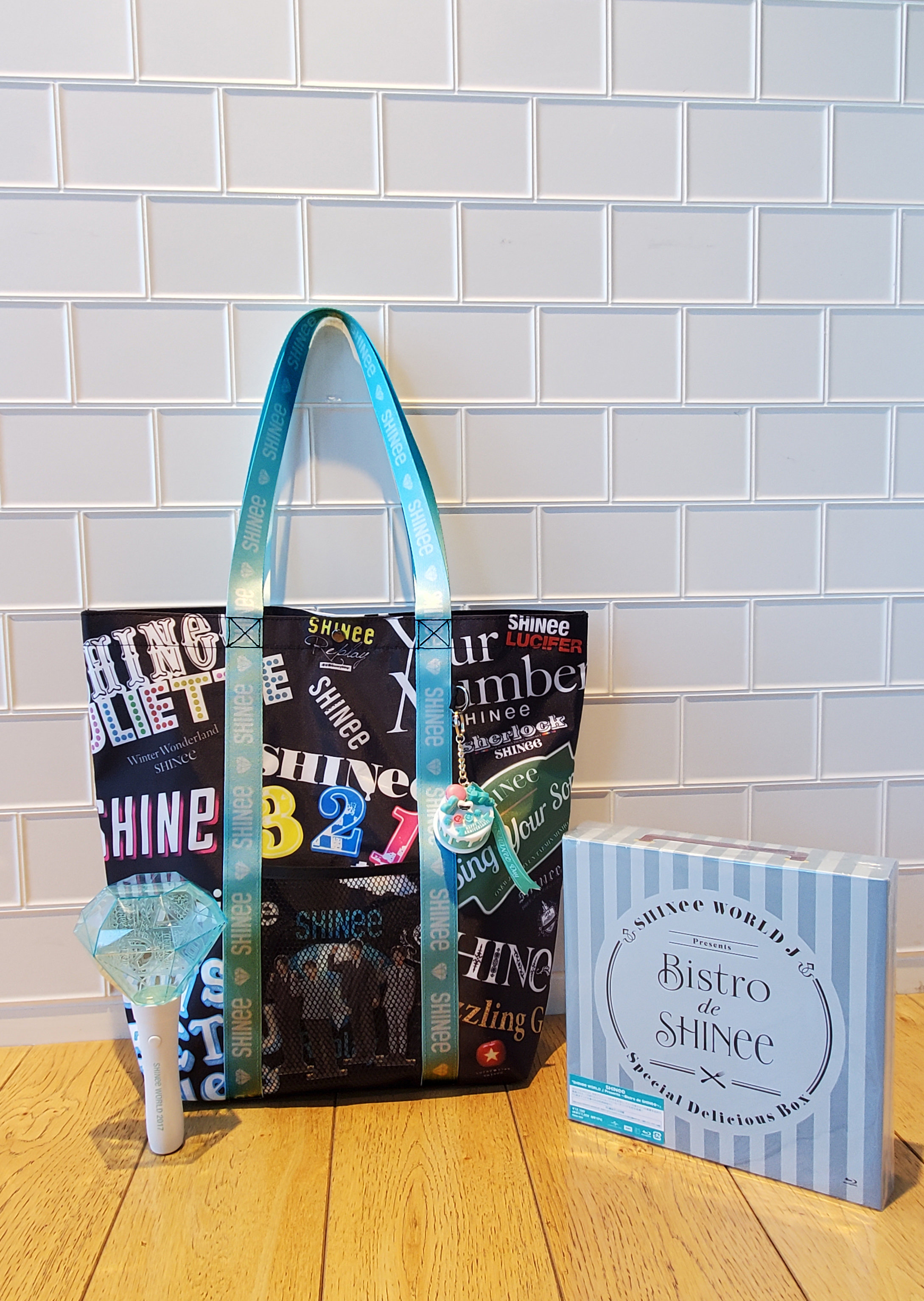 SHINee's Memorial Box 
