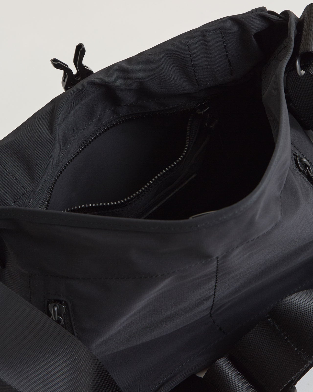 Shinzone（シンゾーン）/ AMIACALVA（アミアカルヴァ）】MESSENGER BAG