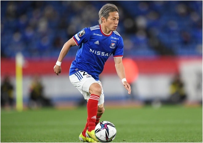 カラーもエンブレムも「全てがカッコ良き」スぺユニ着用のマリノス仲川