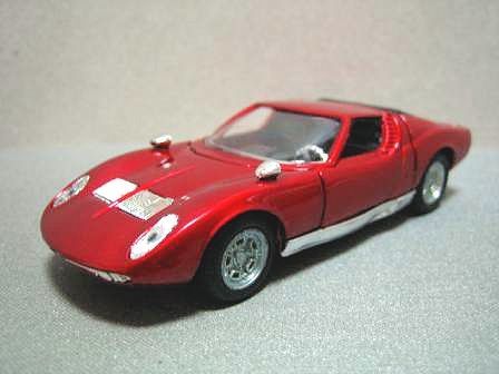 ミニカー スーパーカー ランボルギーニミウラ ポリトーイPOLITOYS レッド オートアート コンポジット 1/18 ランボルギーニ ミウラ SVR イオタ