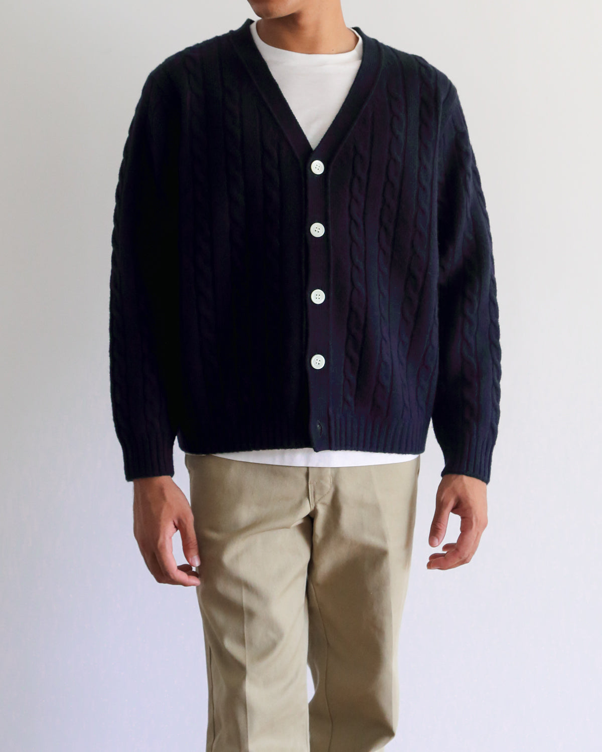 UNISEX】5Gケーブル編み メリノウール Vネックカーディガン SL9W-664