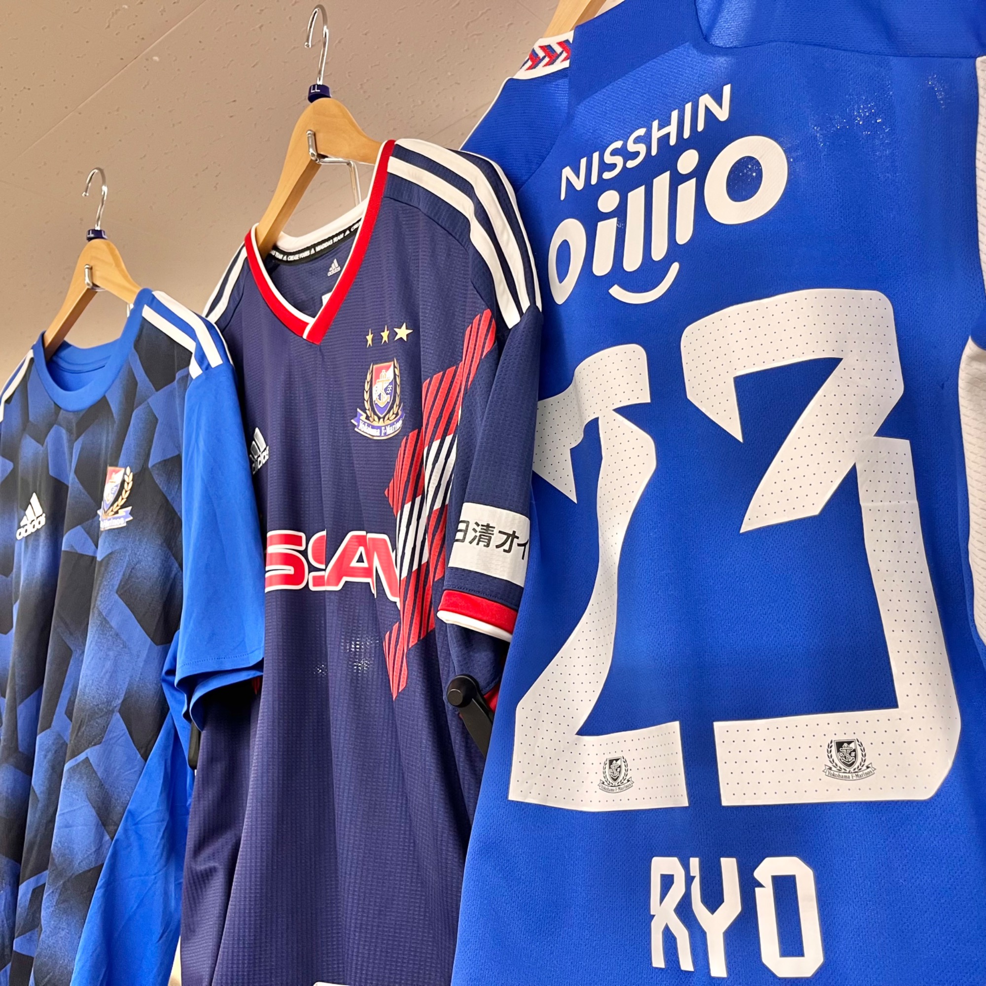 海外から帰還！横浜Fマリノス「宮市亮」の2024年ユニフォーム[2025.01