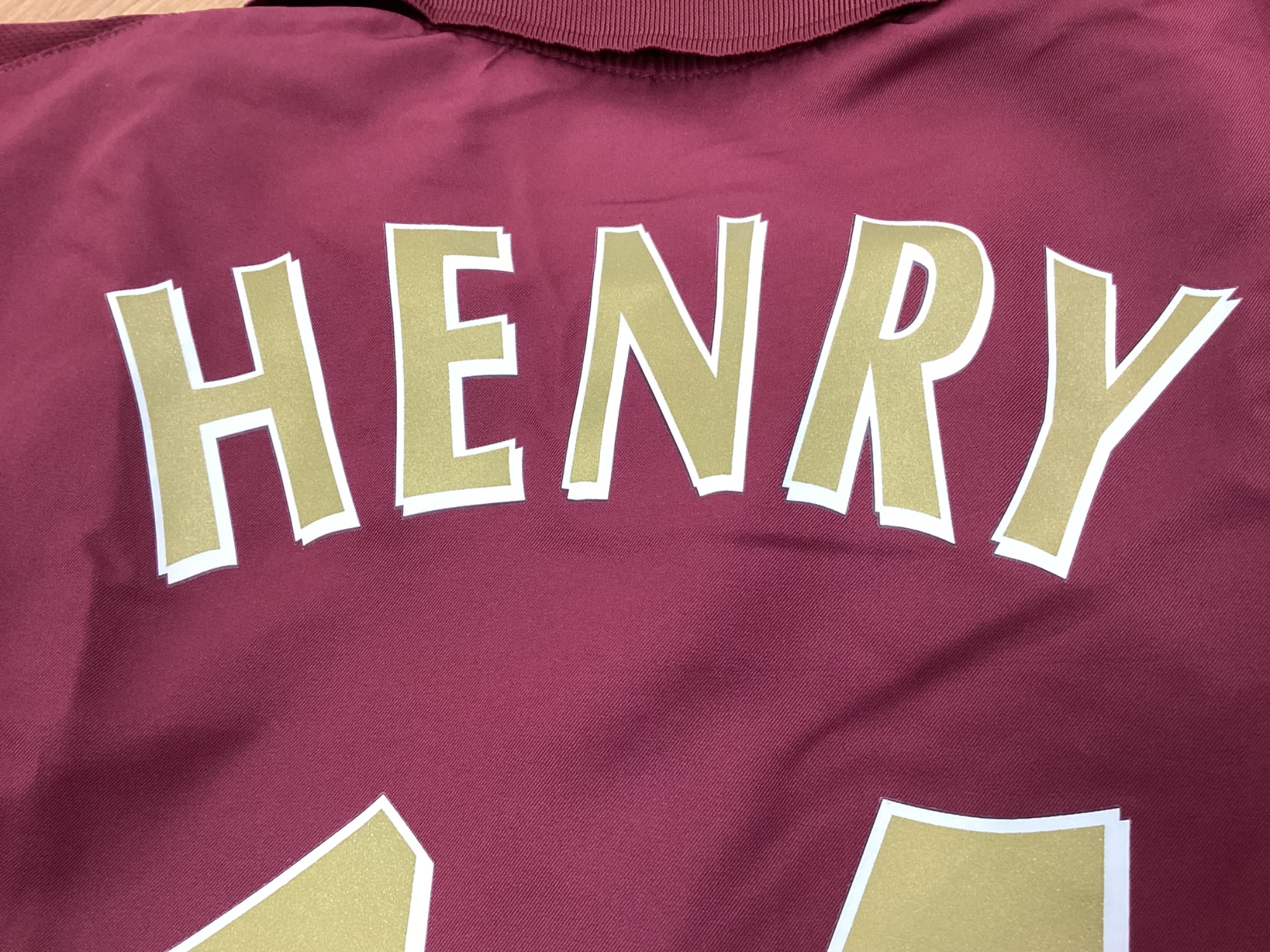 アーセナル！レジェンド選手アンリの記念ユニフォーム紹介！[2023.07