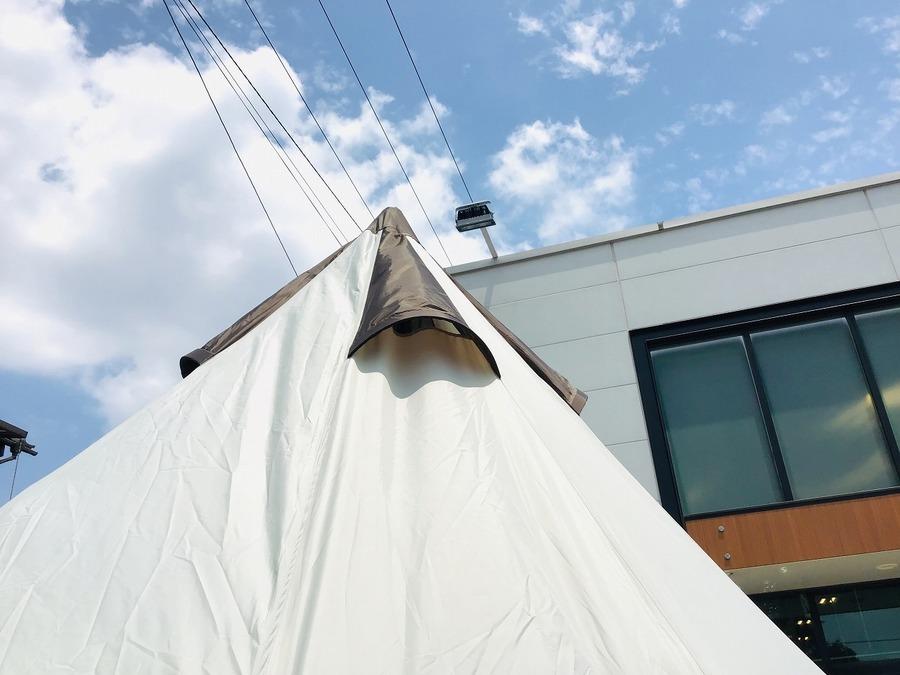 話題の新鋭ブランドUJack(ユージャック)のワンポールテント「デザート