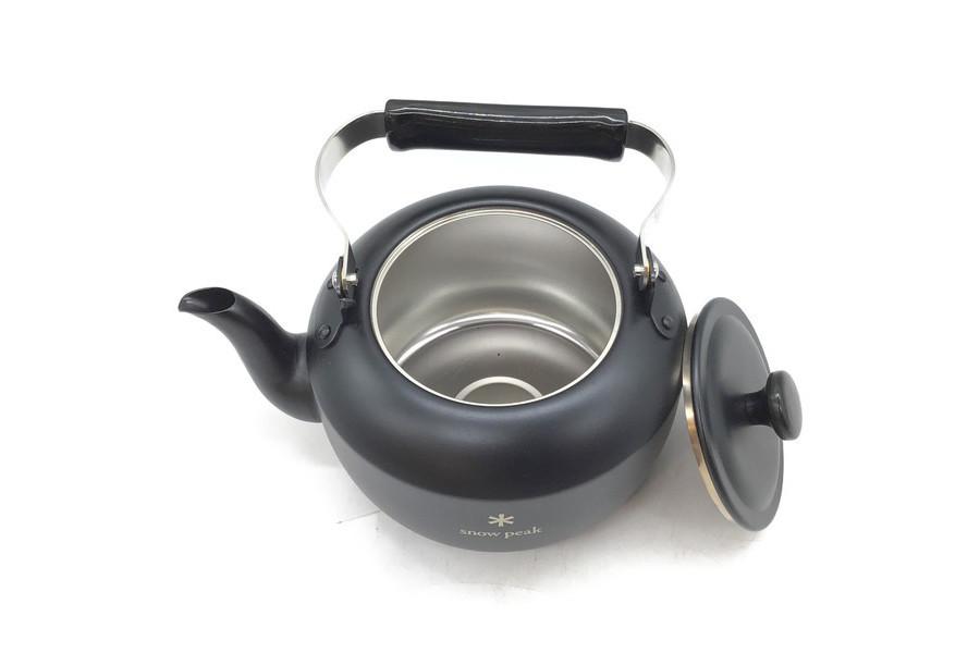 おしゃれさ満点のsnowpeak(スノーピーク)のケトルを2点ご紹介