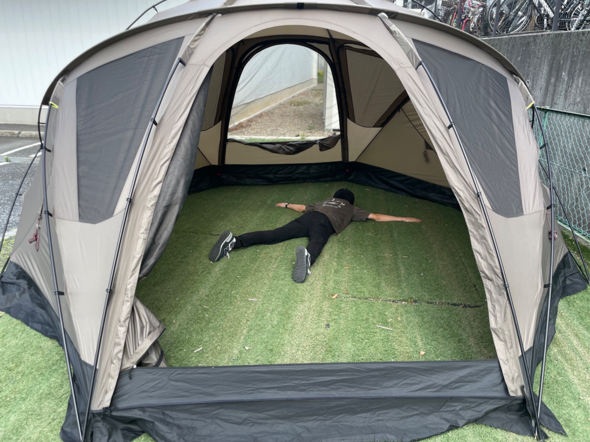 多様なオプション【ヤクドーム450】設営してみた！[2025.07.01発行