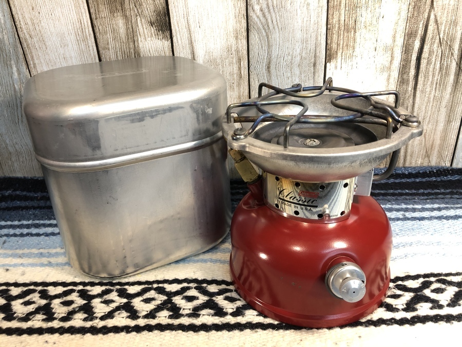 バーベキュー・調理用品 Coleman Classic 502A429J Red (1995 11) 人気