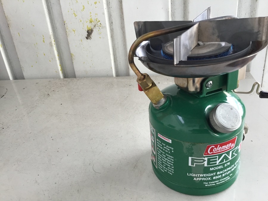 コールマン】2レバータイプの希少ストーブ576！キャニスター付きで入荷