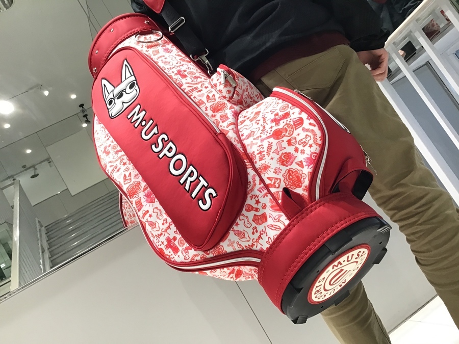 ゴルフ女子必見!犬がトレードマークのMUスポーツの2021モデルの