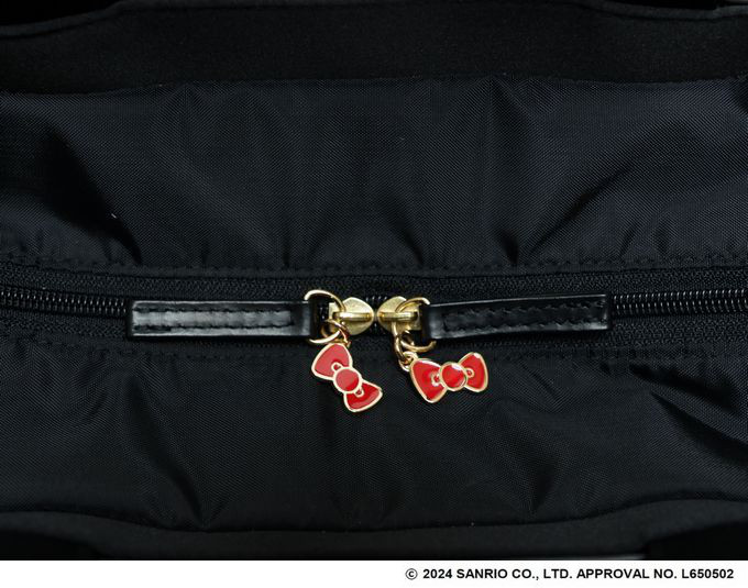 D-656 Hello Kitty 50th 刺繍(M18)アップルパイ＜T2キャスター・4輪