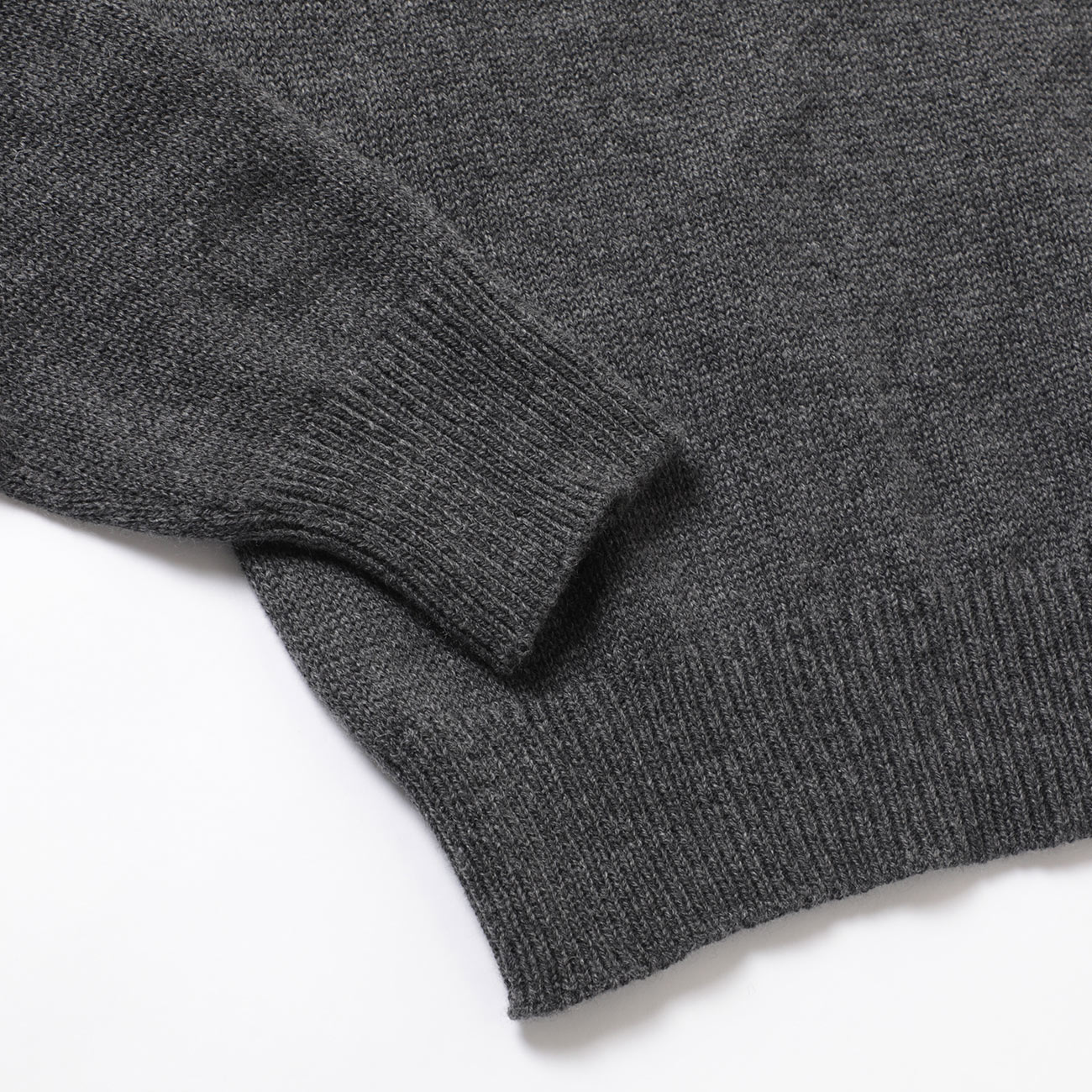 2025AW】今年はどれを選ぶ？こだわりが詰まった『AURALEE / オーラリー