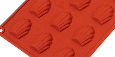 シリコンフレックス / マドレーヌ44×34mm（SF031）15取: 型・道具