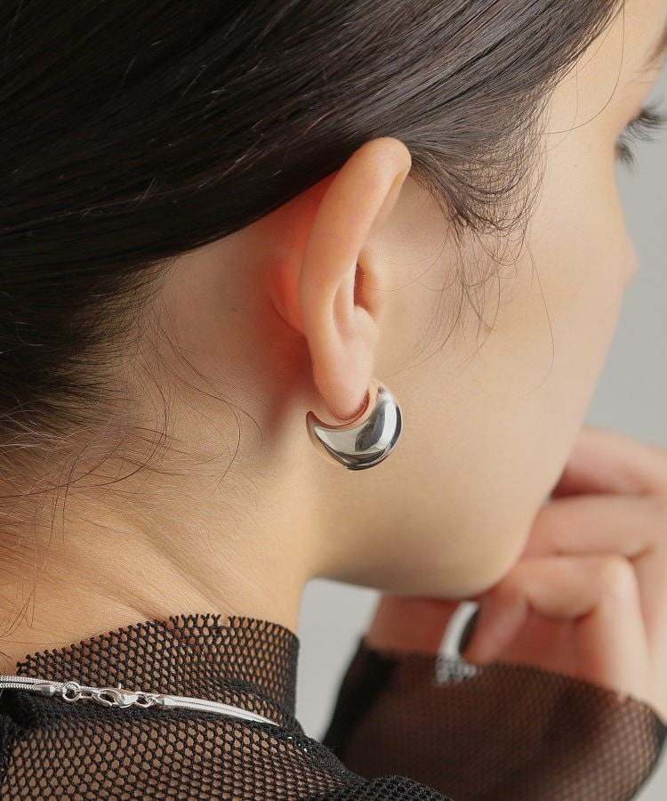 シルバー ホロウフープピアス ペアシェイプM（ピアス） | COCOSHNIK