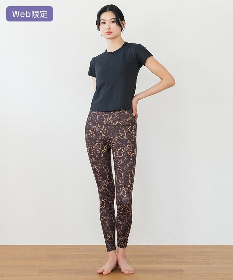 SUKALA】カップ付きTee＆レギンスセットアップ(XS・Sサイズ ブラウン