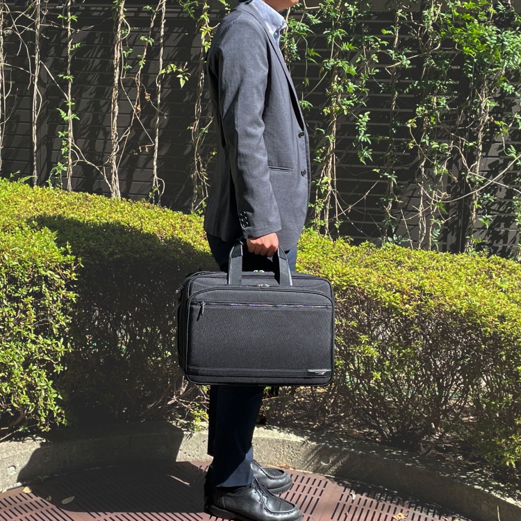 WEB限定】ACE イグニス2 ビジネスバッグ B4 15.6インチ エキスパン