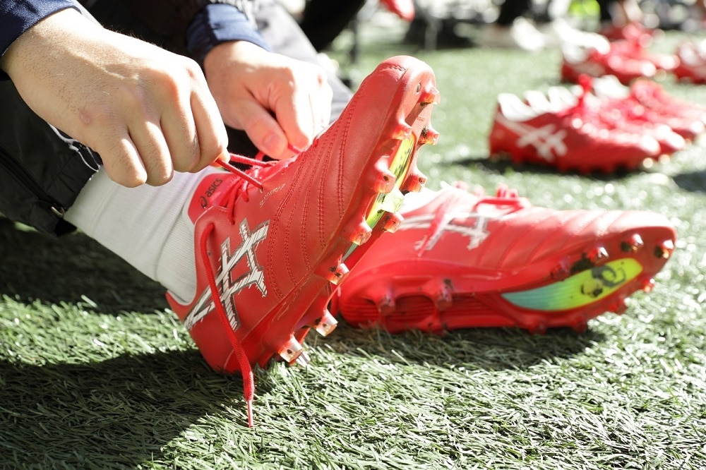 最初の一歩で試合を支配する！」DS LIGHT X-FLY PRO 3（ディーエス