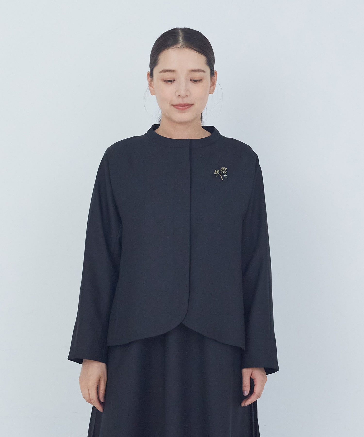 ノーカラージャケット｜BIGI online store - ビギ オンラインストア