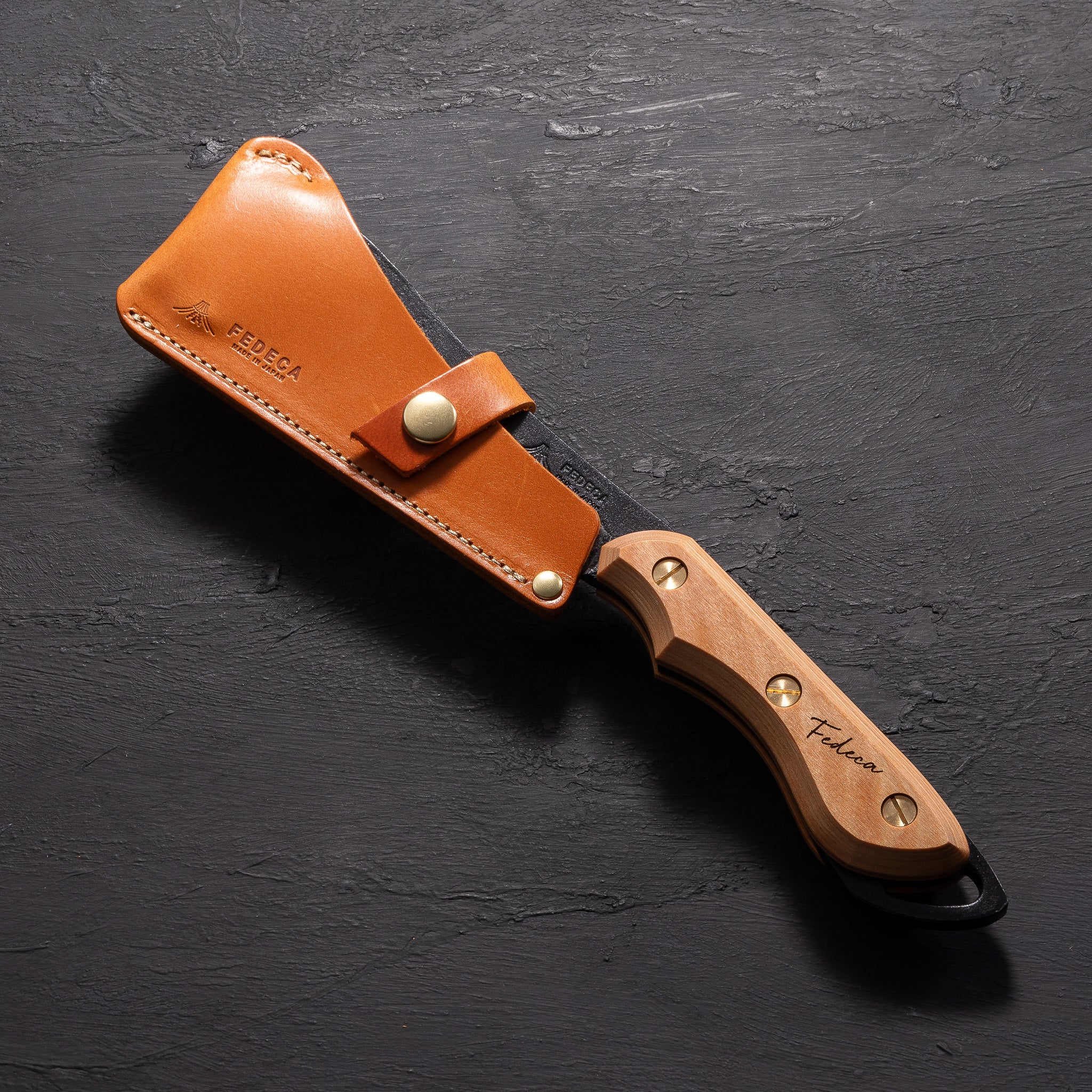 強化木】鍛造バトニング鉈 プレーンホワイト 15,400円