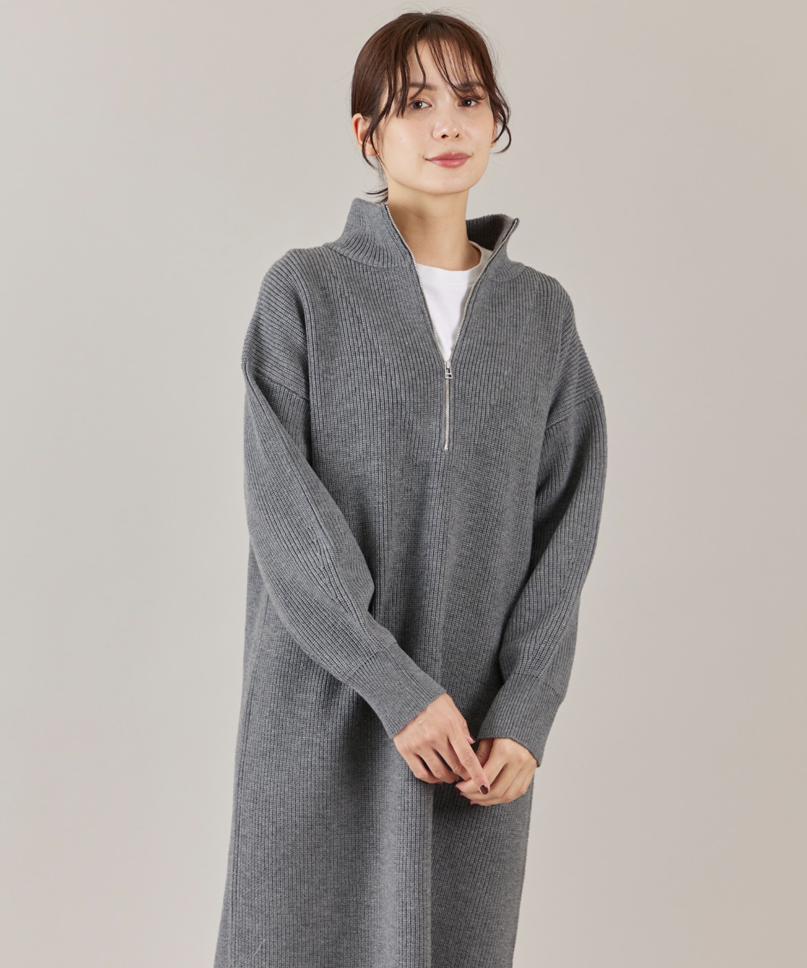 ハーフジップニットワンピース｜DAY by DAY It's international