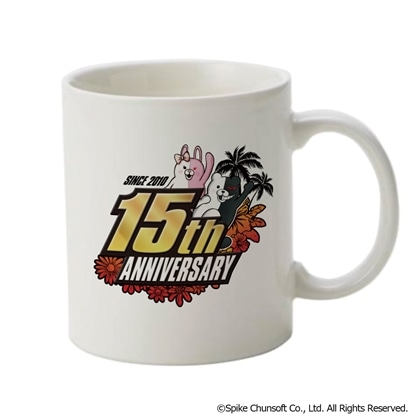 ダンガンロンパシリーズ 15周年記念ロゴ マグカップ: グッズ・文具