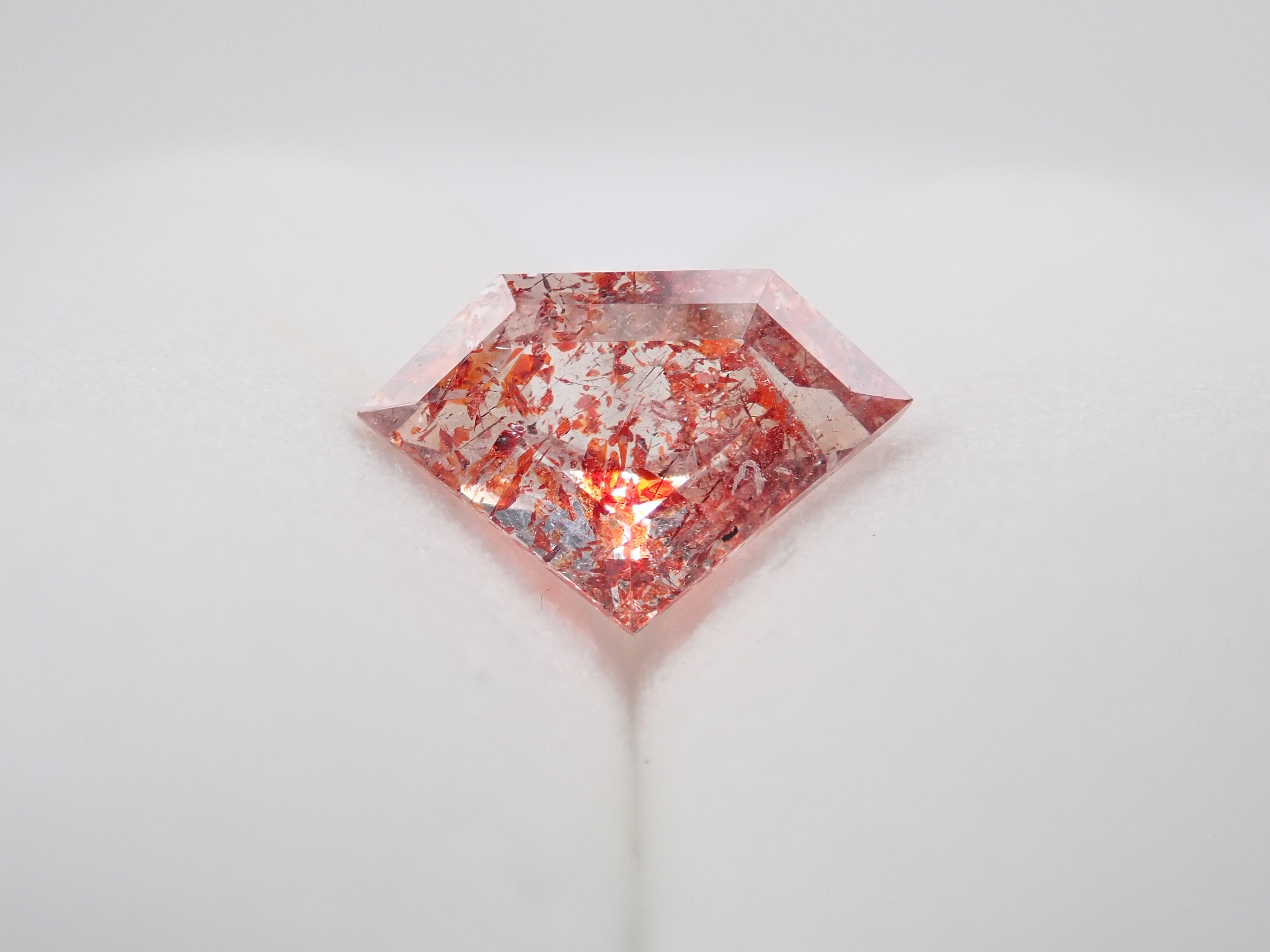 ブラジル産レピドクロサイトインクォーツ 1.555ctルース