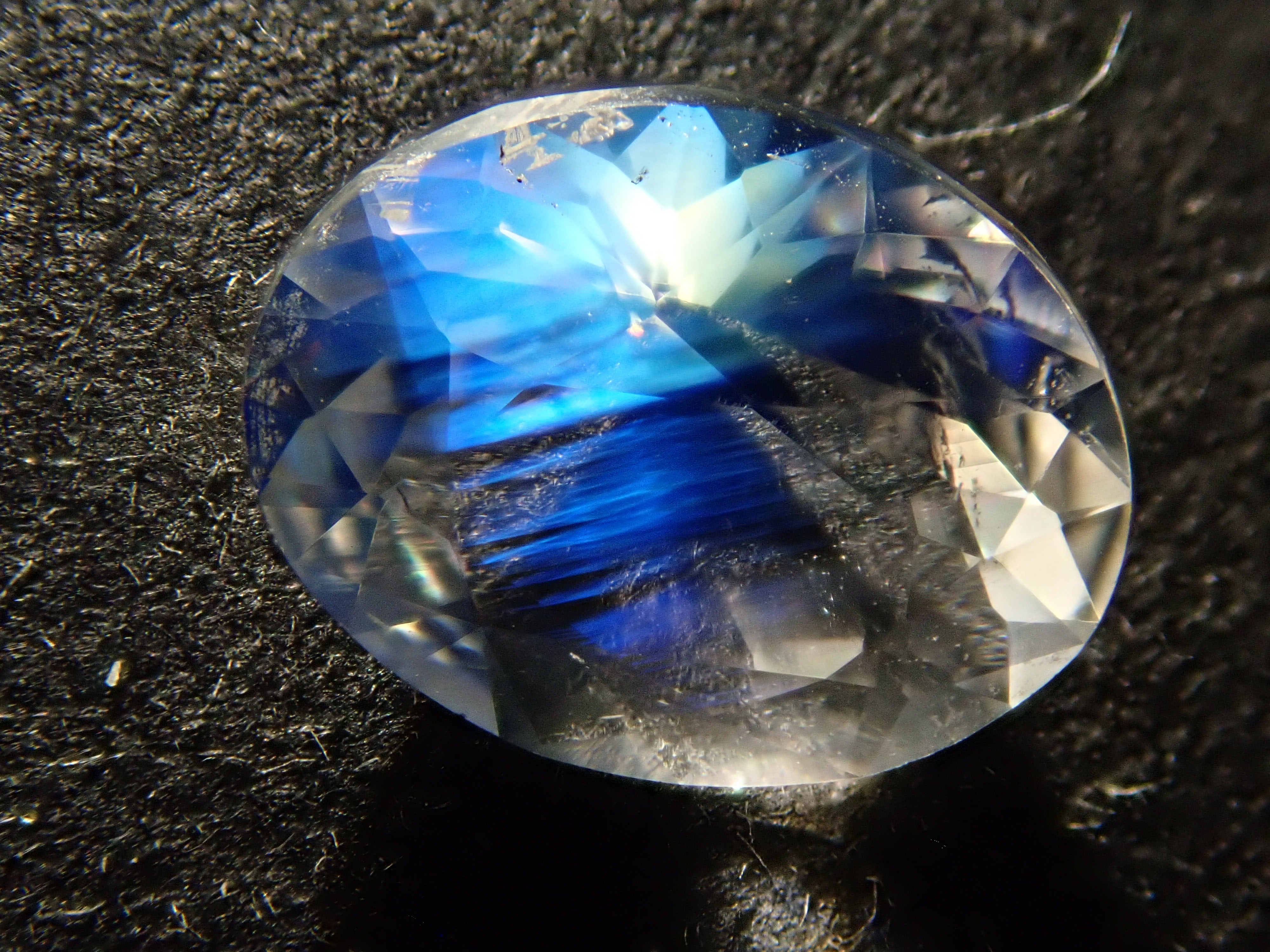 ⓵ラブラドライト 月 星 ラブラドライト35㎜ – 天然石屋 優月堂