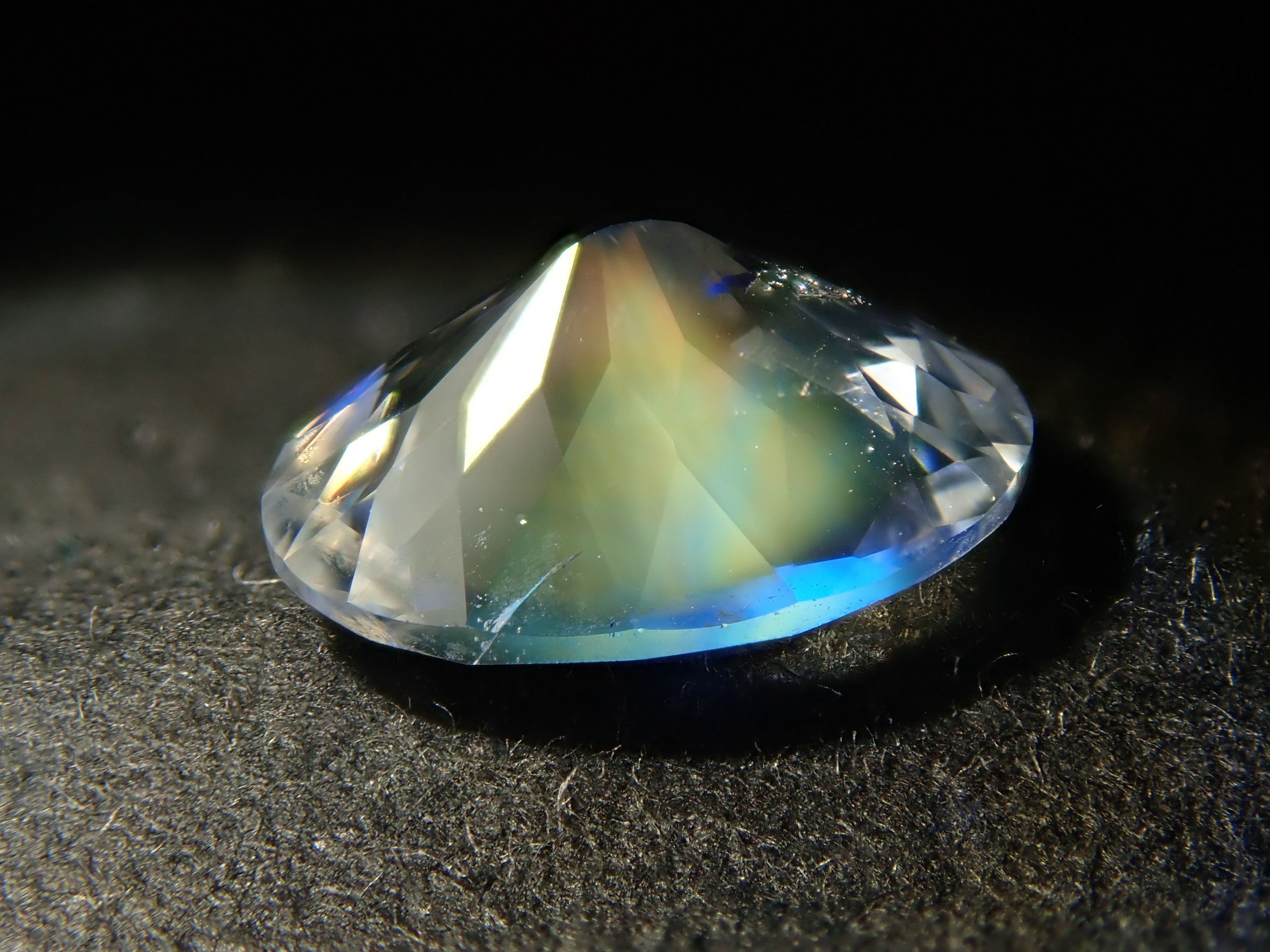 ⓵ラブラドライト 月 星 ラブラドライト35㎜ – 天然石屋 優月堂