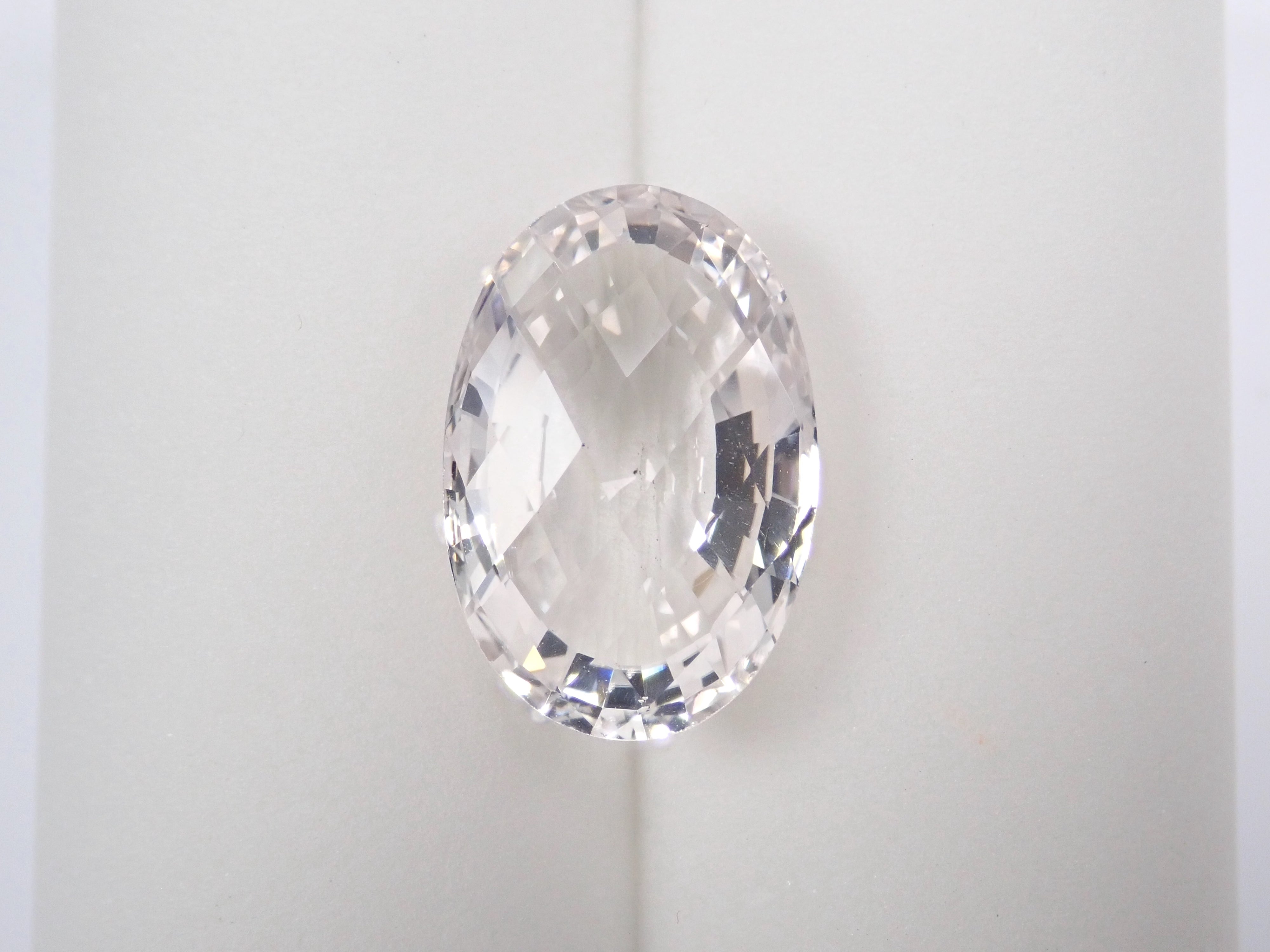 ホワイトトパーズ 0.128ctルース