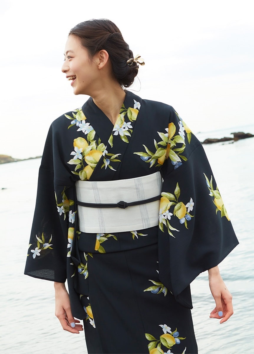 やまと可憐ゆかた 檸檬 鳥の子色（お取り寄せ品） | 浴衣 | やまと