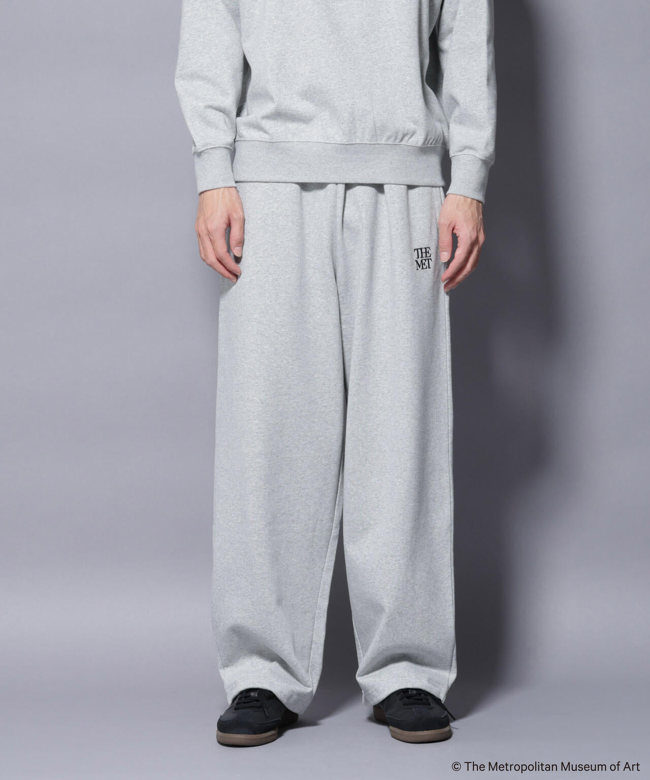 The Met」ロゴ刺繍 2WAYワイドスウェットパンツ（セットアップ可）