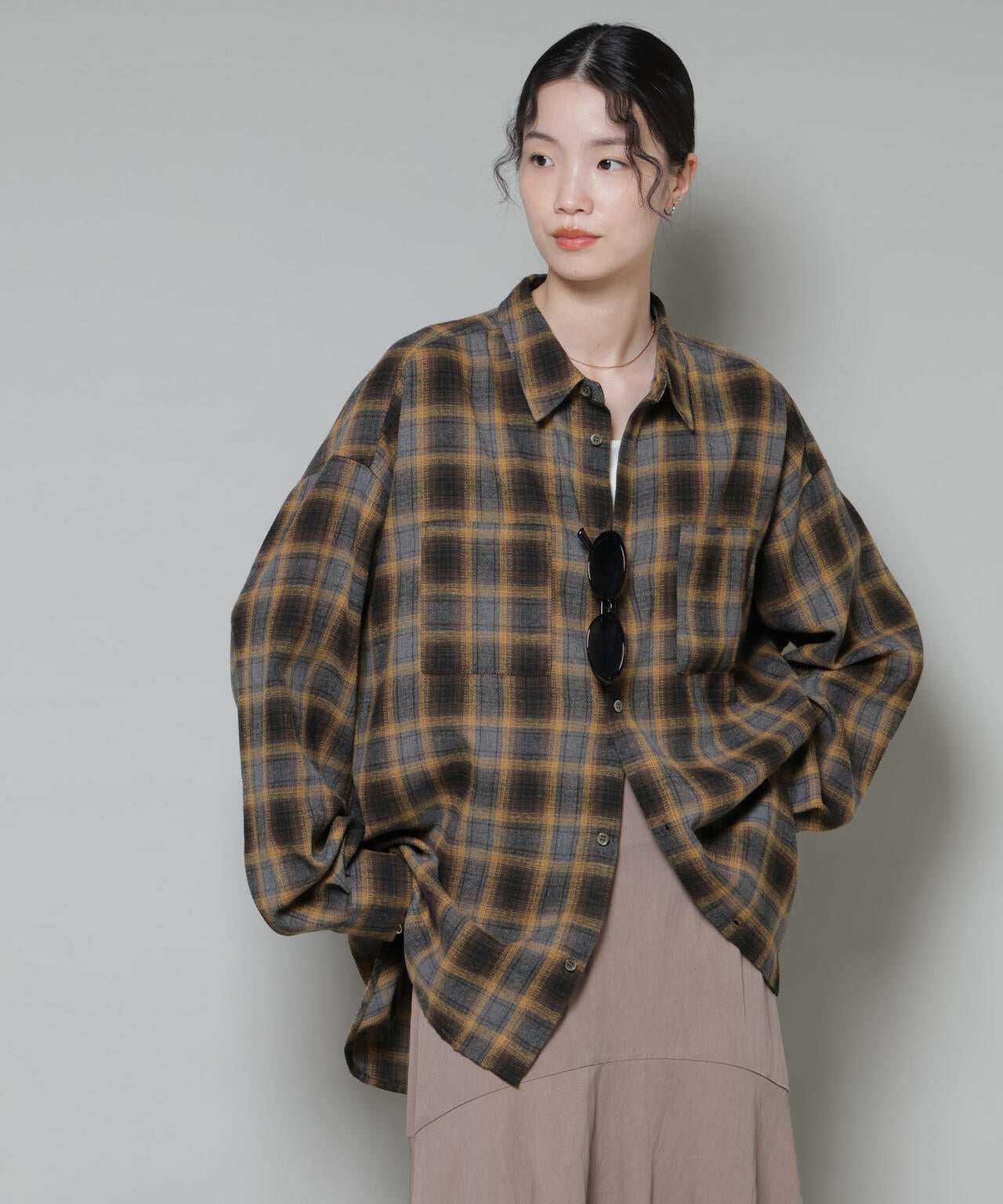 オーバーサイズ チェックシャツ