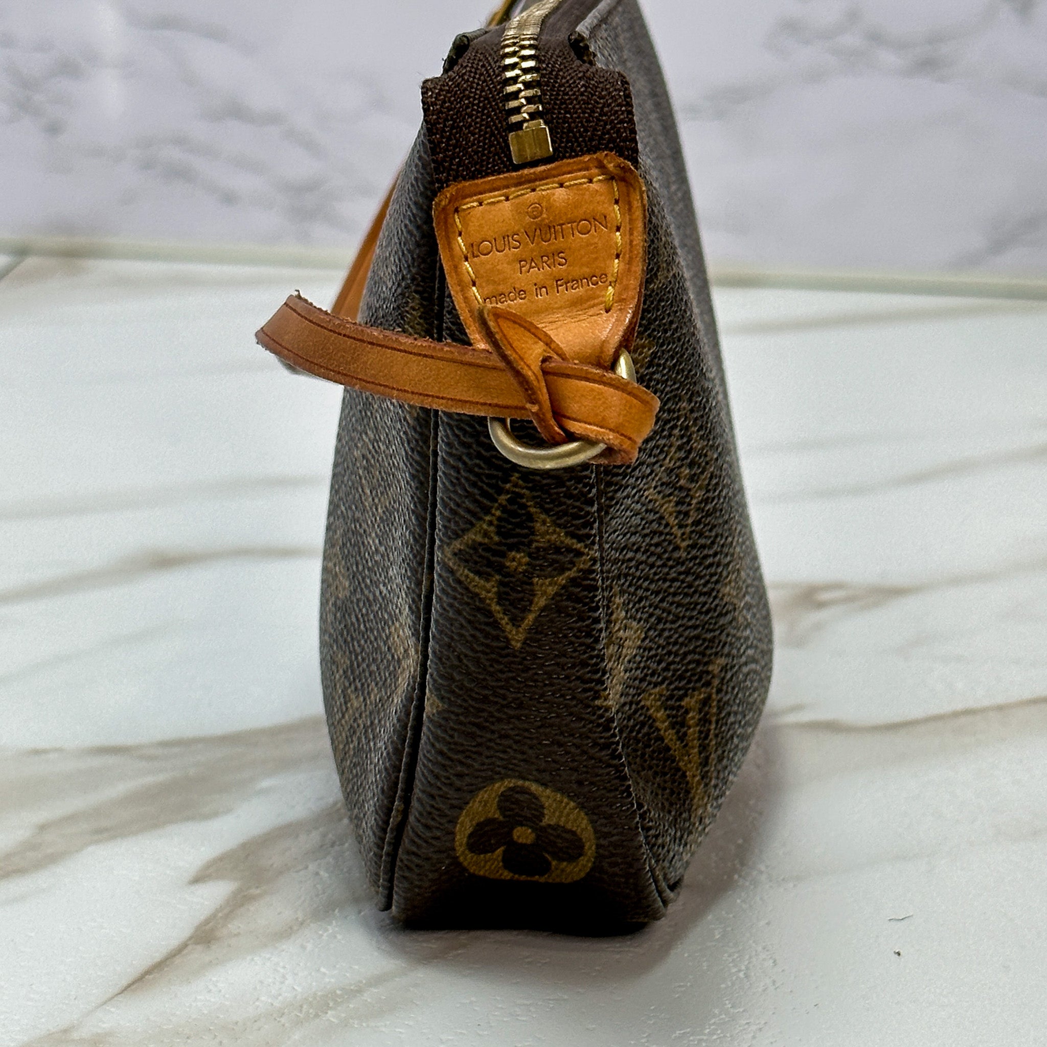 Louis Vuitton Monogram Pochette Accessoire Shoulder Bag Pouch