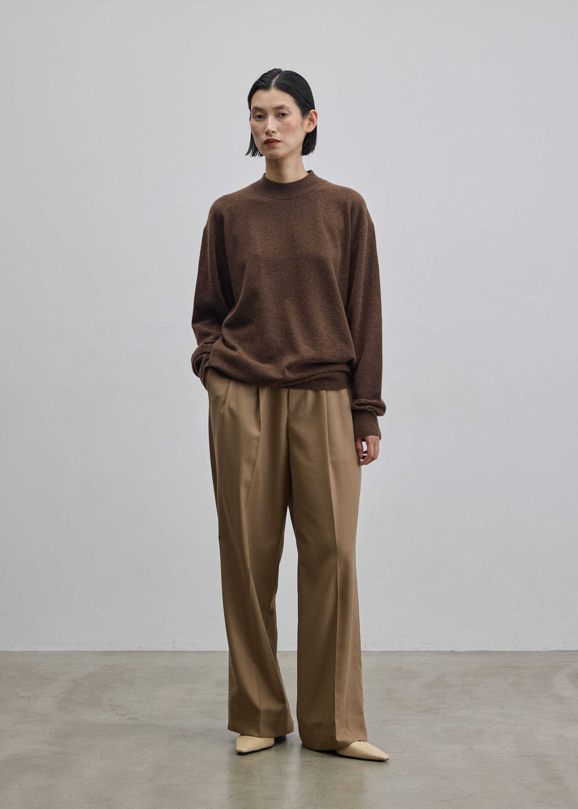 ウールツイルタックワイドストレートパンツ｜SOÉJU k - SOÉJU online store